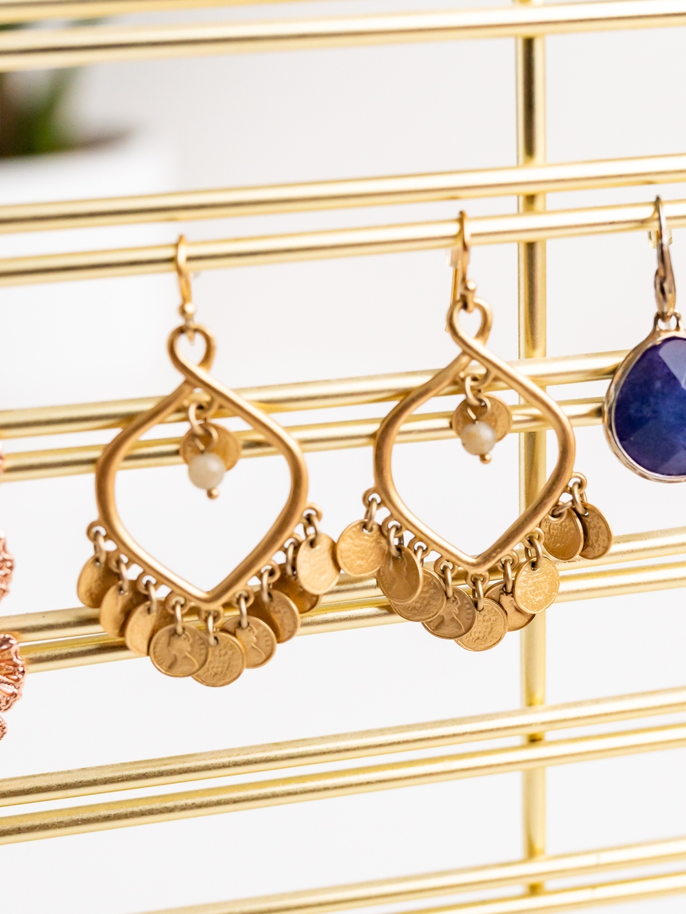 Stella & dot Gold Disc Chandelier Earrings